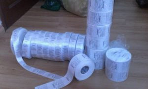 In mác cổ vest Nivano