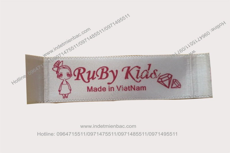 Nhãn in satin giá rẻ và thiết kế chuyên nghiệp tại công ty in dệt miền Bắc